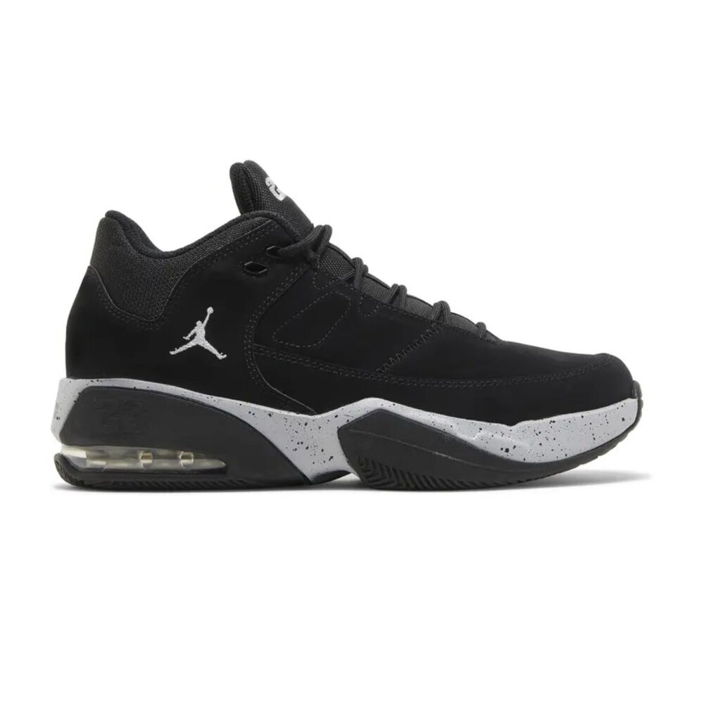 Jordan Max Aura 3 Black Wolf Grey Mid Top Basketball Shoes Boys Size 5.5
